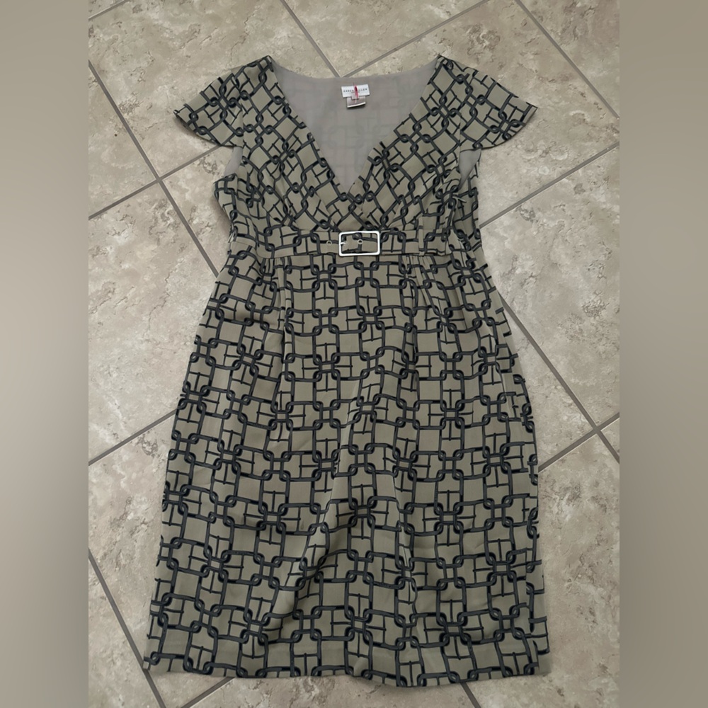 SHORT SLEEVE PATTERNED BUCKLE MINI DRESS